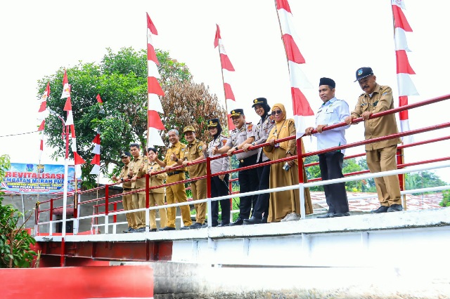 Walikota Dan Kapolres Tebingtinggi Resmikan Jembatan Merah Putih