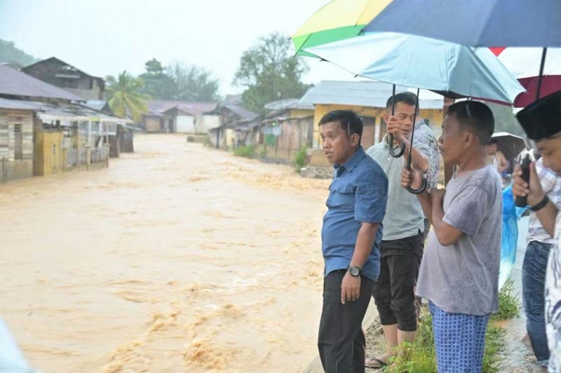 Sejumlah Titik di Sibolga Terdampak Banjir, Wali Kota Langsung Turun ke Lokasi