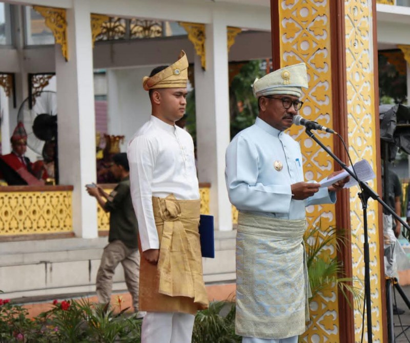 Wali Kota Binjai Pakaian Adat Melayu Peringatan Hari Sumpah Pemuda