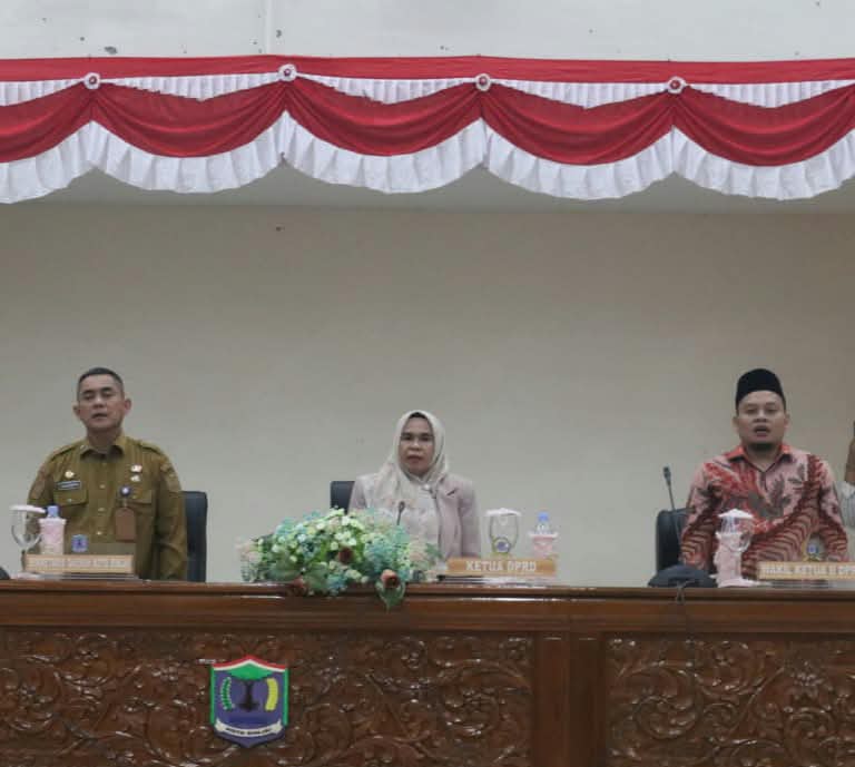 Sekda Hadiri Rapat Paripurna di DPRD Binjai