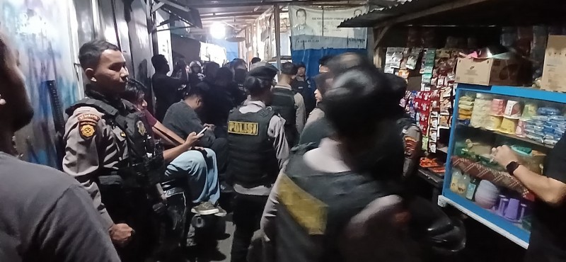 Polda Sumut Gerebek Sarang Narkoba di Medan Area, 29 Orang Diamankan, Warga Ucapkan Terima Kasih