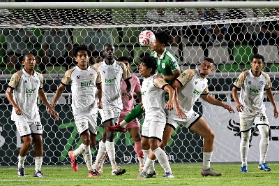 PSMS Menang Telak 4-0 atas Persikad, Kadispora Sumut Ajak Masyarakat Terus Dukung Ayam Kinantan