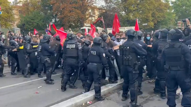 Sebanyak 1.949 orang ditangkap Karena Demo di Saint-Denis