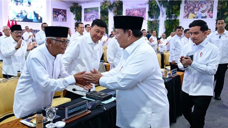 Arahan Presiden Prabowo di Sidang Kabinet Paripurna: Perkuat Ketahanan Nasional hingga Tindak Tegas Pelaku Karhutla
