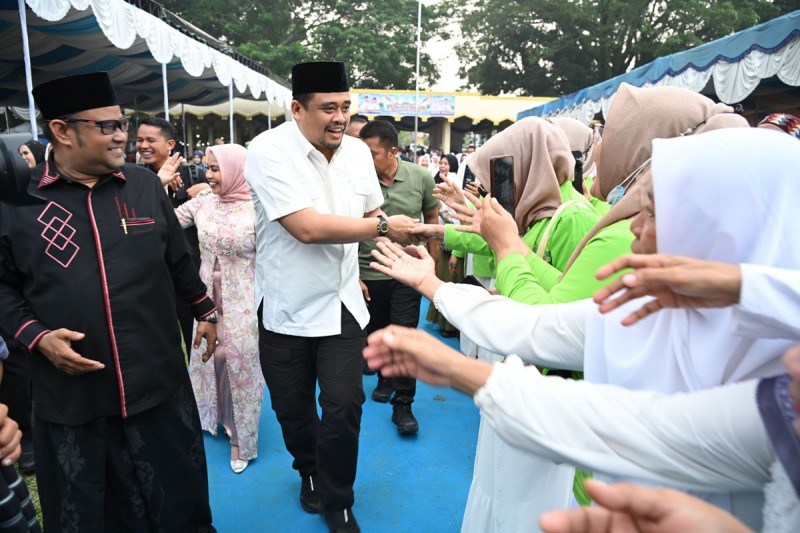 Kunjungi Labusel, Bobby Nasution Bantu Pembangunan Rumah Tahfiz dan Percepat Program Bedah Rumah