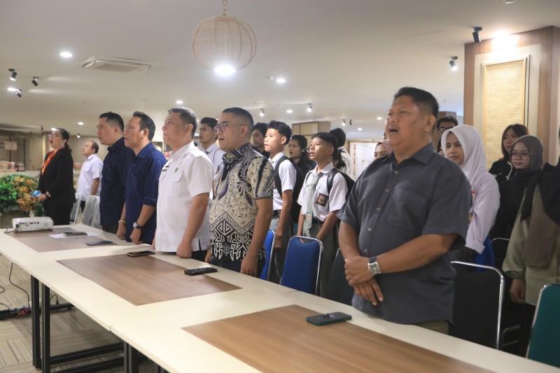 Rico Waas Dukung Pelatihan Fotografi PWPM, Pelajar dan Mahasiswa Diajak Berani Berkarya Lewat Foto