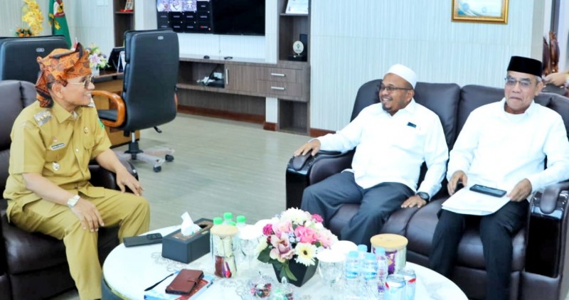 Terima Kunjungan Pengurus MUI, Bupati Bahas Hari Santri dan Pengukuhan MUI