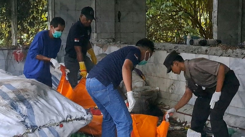 Pencari Botot Nemukan Mayat di Bangunan Eks Hotel Safari